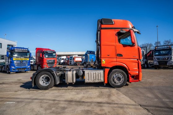 MERCEDES ACTROS 1843 LS+KIPHYDR. Mercedes-Benz ACTROS 1843 LS+KIPHYDR. 2017 2 Tractor Units image 51