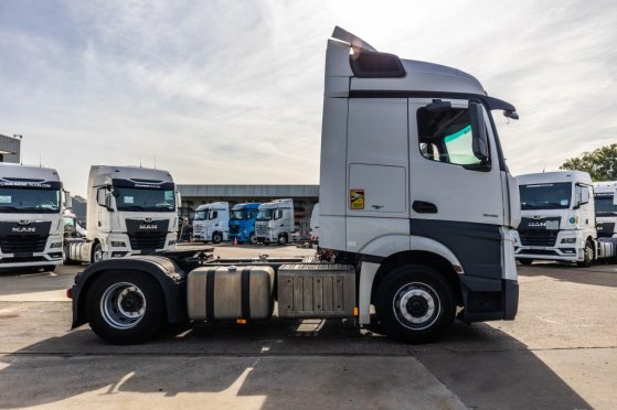 MERCEDES ACTROS 1845 LS Mercedes-Benz ACTROS 1845 LS 2015 2 Tractor Units image 32