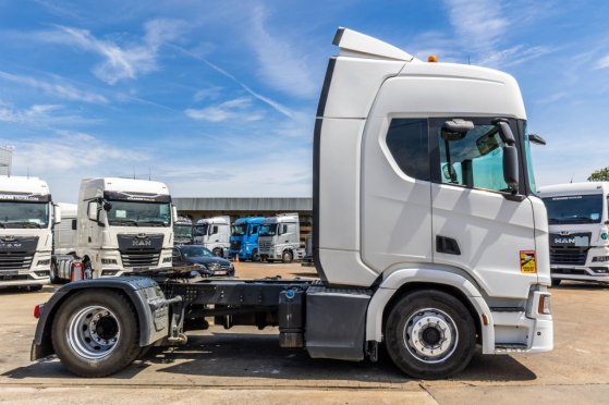 SCANIA R450 NEW MODEL+RETARDER R450 NEW MODEL+RETARDER 2018 2 Tractor Units image 26