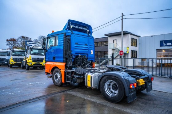 MAN TGX 18.420 XL BLS+INTARDER+HYDR. TGX 18.420 XL BLS+INTARDER+HYDR. 2017 2 Tractor Units image 6