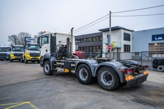 MAN TGS 33.440 BLS - MANUAL - BIG AXLES TGS 33.440 BLS - MANUAL - BIG AXLES 2008 2 Tractor Units image 6