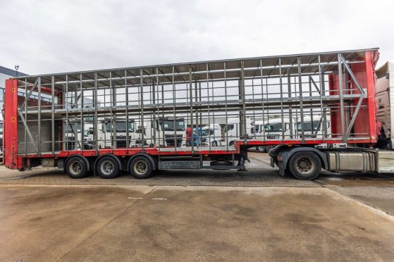 LECITRAILER CUELLO CISNE 3E-RD+DOUBLE ETAGE+DHOLLANDIA 2TON Lecitrailer CUELLO CISNE 3E-RD+DOUBLE ETAGE+DHOLLANDIA 2TON 20...
