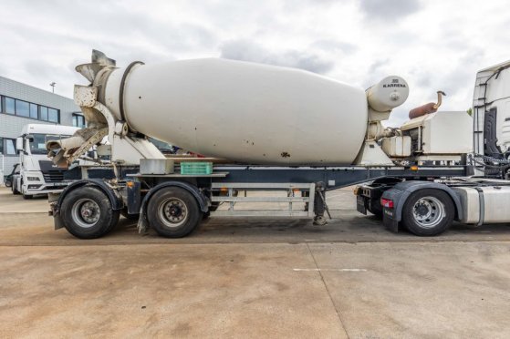 RENDERS BETON MIXER 12M3 + MOTOR (MALAXEUR/MISCHER) Renders BETON MIXER 12M3 + MOTOR (MALAXEUR/MISCHER) 2012 2 Concrete Mi...