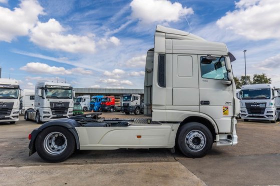 DAF XF 460 XF 460 2015 2 Tractor Units image 6