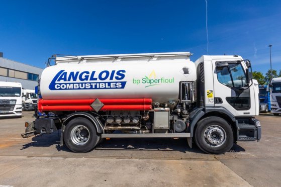 RENAULT PREMIUM 270 + MAGYAR 13000L+4COMP+INTARDER PREMIUM 270 + MAGYAR 13000L+4COMP+INTARDER 2005 2 image 104