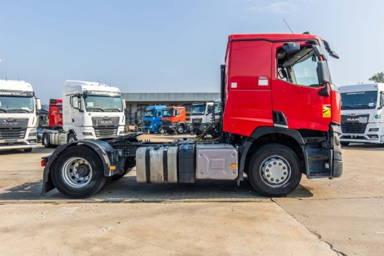 RENAULT T460+HYDR T460+HYDR 2017 2 Tractor Units image 6