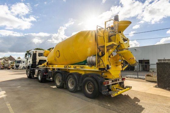 DE BUF BETON MIXER/MALAXEUR/MISCHER 12M3 De Buf BETON MIXER/MALAXEUR/MISCHER 12M3 2017 2 image 5