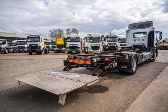 RENAULT PREMIUM 340 DXI // HAYON RETRACT PREMIUM 340 DXI // HAYON RETRACT 2013 2 image 7