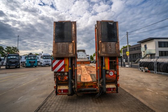 Heavy machinery product image - Image 7 of 15