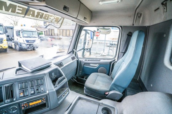 VOLVO FM 330 FM 330 2013 2 image 22