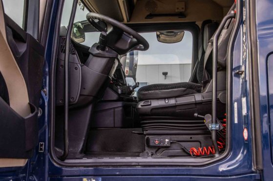 MERCEDES ACTROS 1843 LS+E6+HYDRAULIQUE Mercedes-Benz ACTROS 1843 LS+E6+HYDRAULIQUE 2014 2 Tractor Units image 17