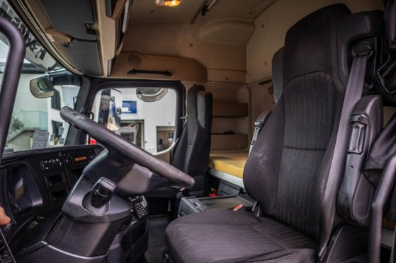 MERCEDES AROCS 1846 HAD + HYDR. AROCS 1846 HAD + HYDR. 2018 2 Tractor Units image 22