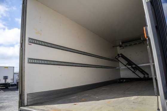 CHEREAU CHEREAU+CARRIER+DHOLLANDIA 2.5 T. Chereau CHEREAU+CARRIER+DHOLLANDIA 2.5 T. 2017 2 image 35
