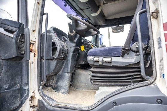 MAN TGA 32.400BB+LIEBHERR+BAND/TAPIS/THEAM16M TGA 32.400BB+LIEBHERR+BAND/TAPIS/THEAM16M 2007 2 image 33