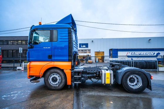 MAN TGX 18.420 XL BLS+INTARDER+HYDR. TGX 18.420 XL BLS+INTARDER+HYDR. 2017 2 Tractor Units image 7