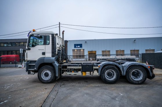 MAN TGS 33.440 BLS - MANUAL - BIG AXLES TGS 33.440 BLS - MANUAL - BIG AXLES 2008 2 Tractor Units image 7