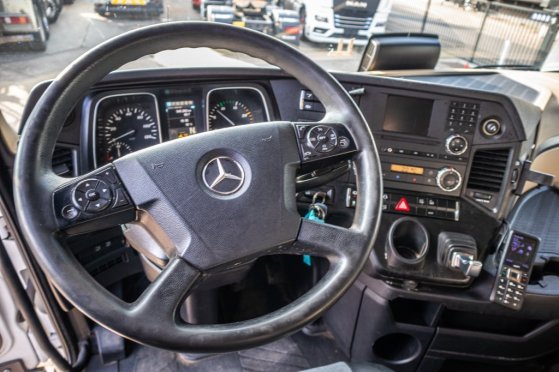 MERCEDES ACTROS 2645 L Mercedes-Benz ACTROS 2645 L 2017 2 image 82