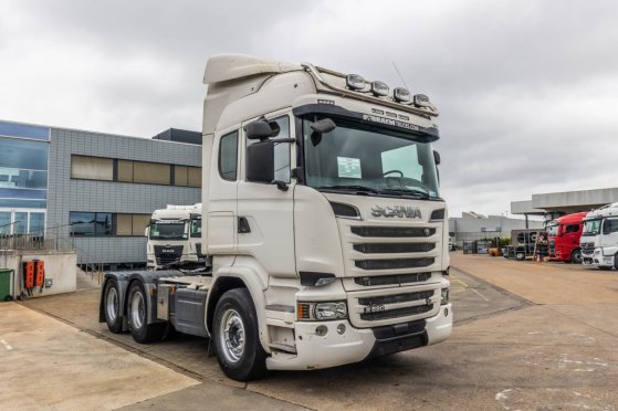 SCANIA R580-6x4-Intarder-BIG AXLES R580-6x4-Intarder-BIG AXLES 2017 2 Tractor Units image 112