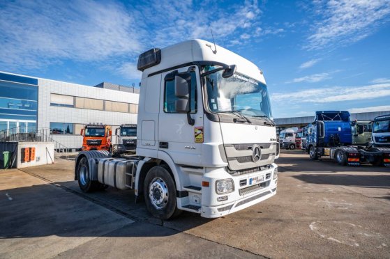 MERCEDES ACTROS 1844 LS-MP3+ VOITH Mercedes-Benz ACTROS 1844 LS-MP3+ VOITH 2011 2 Tractor Units image 67