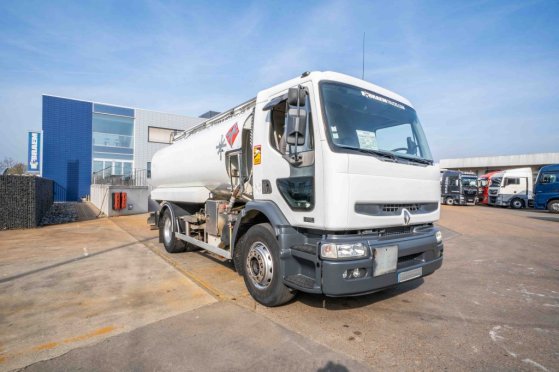RENAULT PREMIUM 270 + 12000L + 3 COMP PREMIUM 270 + 12000L + 3 COMP 2004 2 image 76