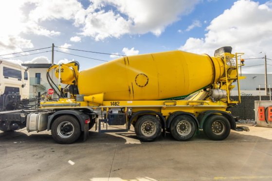 DE BUF BETON MIXER/MALAXEUR/MISCHER 12M3 De Buf BETON MIXER/MALAXEUR/MISCHER 12M3 2017 2 image 6