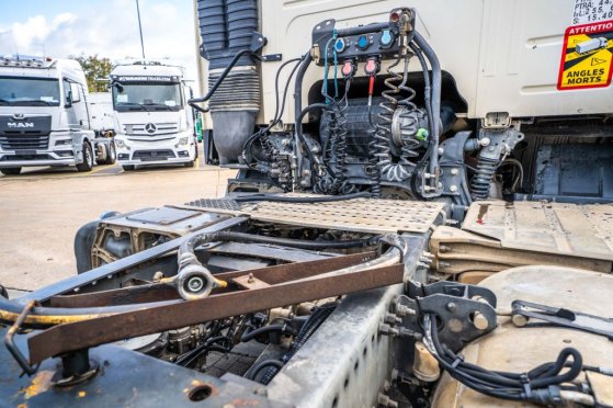 VOLVO FMX 460 GLOB + HYDR FMX 460 GLOB + HYDR 2016 2 Tractor Units image 8