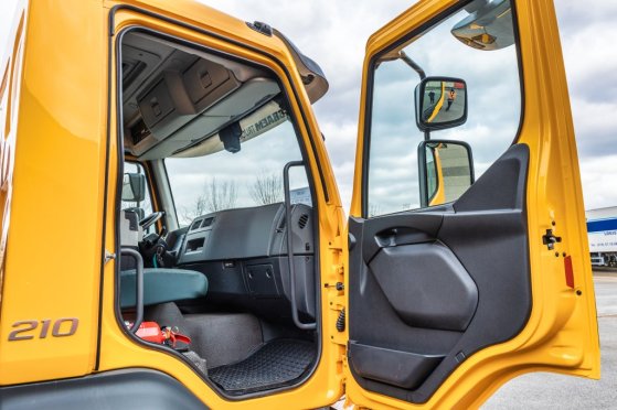 VOLVO FL 210+PK 7001 K - 6340 Km's FL 210+PK 7001 K - 6340 Km's 2021 2 image 38