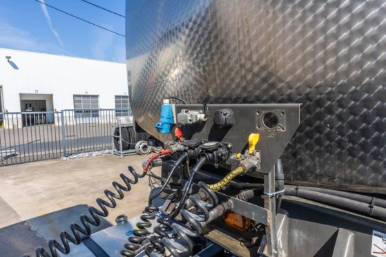 MAFA SAL 40.24/95e -INOX-29.000 L (no pump) Mafa SAL 40.24/95e -INOX-29.000 L (no pump) 2017 2 Tanker semi trailers image 8