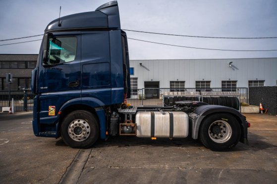MERCEDES ACTROS 1846 BLS +ADR ACTROS 1846 BLS +ADR 2018 2 Tractor Units image 8