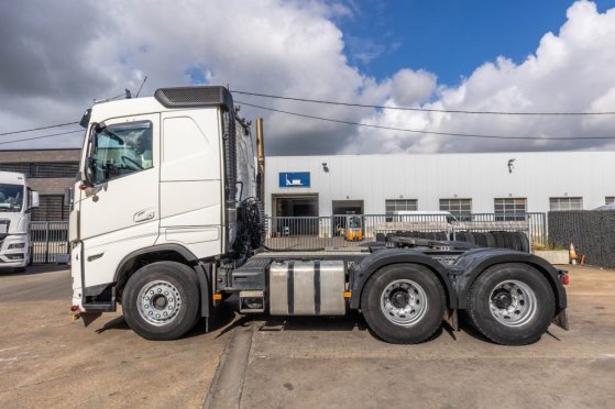 VOLVO FH 500 -6X4 590 2023 2 Tractor Units image 21