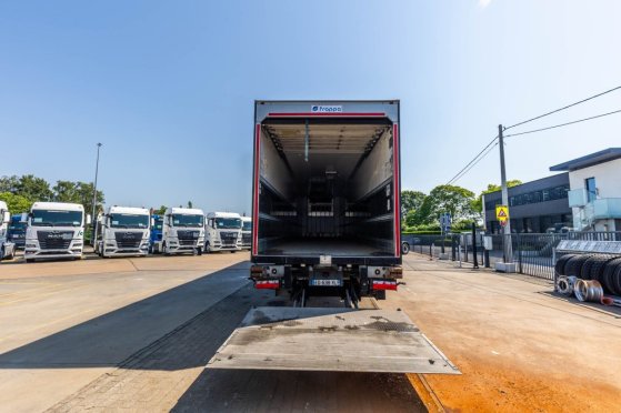LECITRAILER CARRIER 1950 MT+DHOLLANDIA 3 T. Lecitrailer CARRIER 1950 MT+DHOLLANDIA 3 T. 2016 2 Refrigerated semi trailers ...