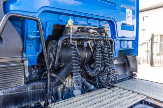MAN TGX 18.500 XL BLS +INTARDER TGX 18.500 XL BLS +INTARDER 2019 2 Tractor Units image 25