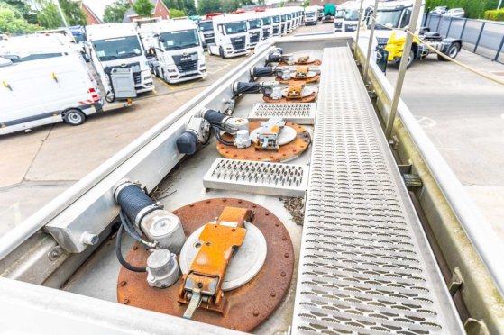 MERCEDES ANTOS 1830 BL+ MAGYAR 13.000L/5COMP ANTOS 1830 BL+ MAGYAR 13.000L/5COMP 2014 2 image 12