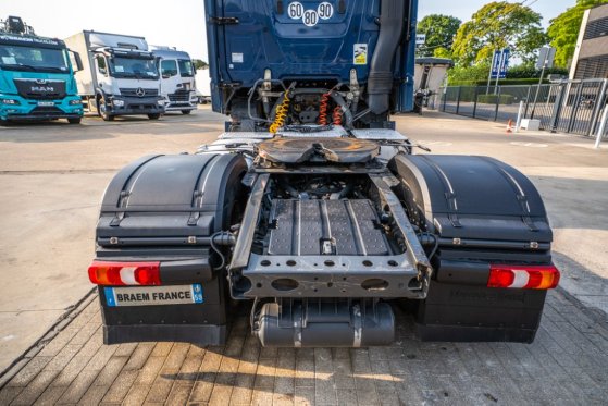 MERCEDES ACTROS 1846 LS Mercedes-Benz ACTROS 1846 LS 2017 2 Tractor Units image 88