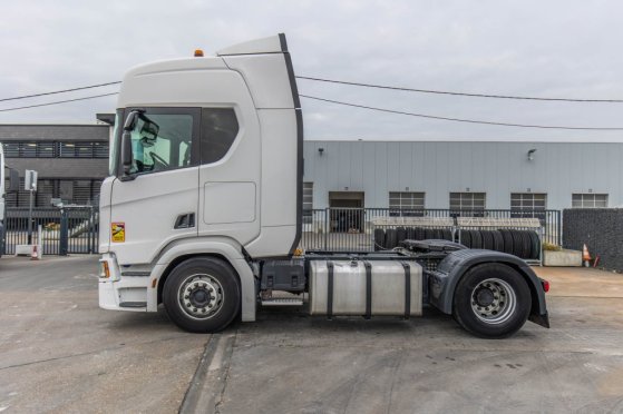 SCANIA R450 NEW MODEL+RETARDER R450 NEW MODEL+RETARDER 2018 2 Tractor Units image 92