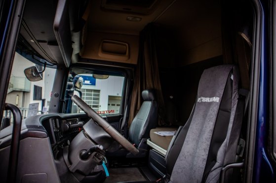 SCANIA R450+INTARDER+KIPHYDR+65T+FULL OPTION R450+INTARDER+KIPHYDR+65T+FULL OPTION 2015 2 Tractor Units image 34