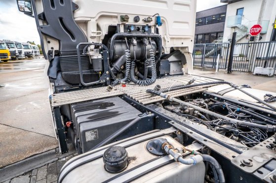 MAN TGX 18.470 XLX BLS+HYDR. TGX 18.470 XLX BLS+HYDR. 2019 2 Tractor Units image 35