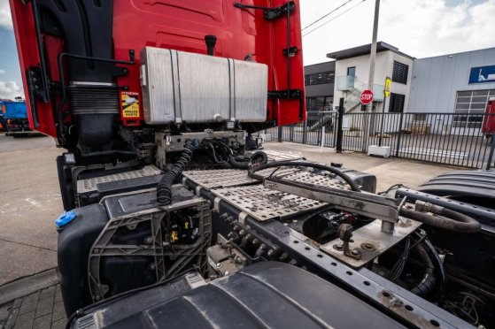 RENAULT C520-6x4 + HYDR. + INTARDER C520-6x4 + HYDR. + INTARDER 2022 2 Tractor Units image 38