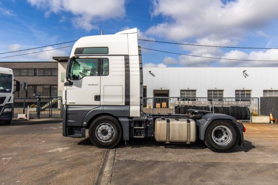 MAN TGX 18.470 XXL BLS+ KIPHYDR. TGX 18.470 XXL BLS+ KIPHYDR. 2019 2 Tractor Units image 43