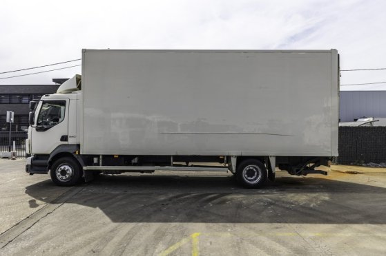 VOLVO FL 240 (12T.) + DHOLLANDIA 2T. FL 240 (12T.) + DHOLLANDIA 2T. 2010 2 image 10