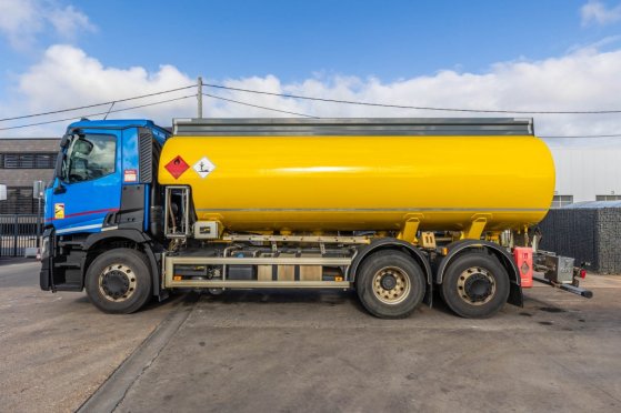 RENAULT T 380 +MAGYAR 19.000L/6COMP+INTARDER T 380 +MAGYAR 19.000L/6COMP+INTARDER 2017 2 image 66