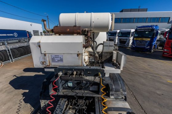 RENDERS BETON MIXER 12M3 + MOTOR/MOTEUR/ENGIN (MALAXEUR/MISCHER) Renders BETON MIXER 12M3 + MOTOR/MOTEUR/ENGIN (MALAXEUR/M...