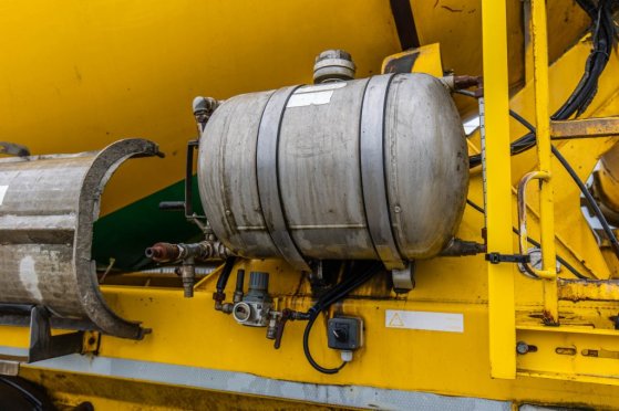 DE BUF BETON MIXER/MALAXEUR/MISCHER 12M3 De Buf BETON MIXER/MALAXEUR/MISCHER 12M3 2015 2 image 7