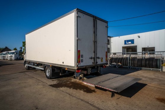 RENAULT D 16 WIDE 250 DXI +DHOLLANDIA D 16 WIDE 250 DXI +DHOLLANDIA 2014 2 image 9