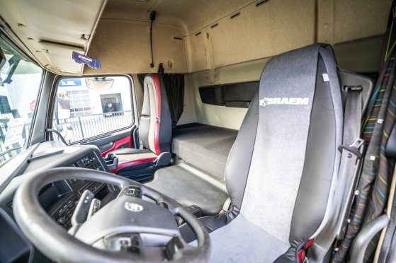 VOLVO FMX 460 GLOB + HYDR FMX 460 GLOB + HYDR 2016 2 Tractor Units image 9