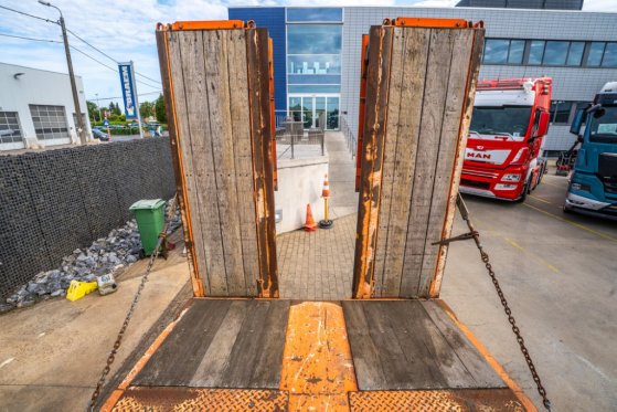 Heavy machinery product image - Image 9 of 15