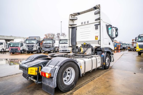 IVECO STRALIS 460 + KIPHYDR. STRALIS 460 + KIPHYDR. 2016 2 Tractor Units image 9