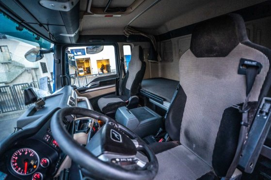 MAN TGX 18.420 XL BLS+INTARDER+HYDR. TGX 18.420 XL BLS+INTARDER+HYDR. 2017 2 Tractor Units image 9