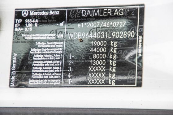 MERCEDES AROCS(no Actros) 1845LS+E6+HYDRAULIQUE Mercedes-Benz AROCS(no Actros) 1845LS+E6+HYDRAULIQUE 2014 2 Tractor Units ...