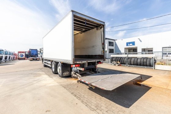 RENAULT D26.320-6x2+DHOLLANDIA 2T. D26.320-6x2+DHOLLANDIA 2T. 2014 2 image 20